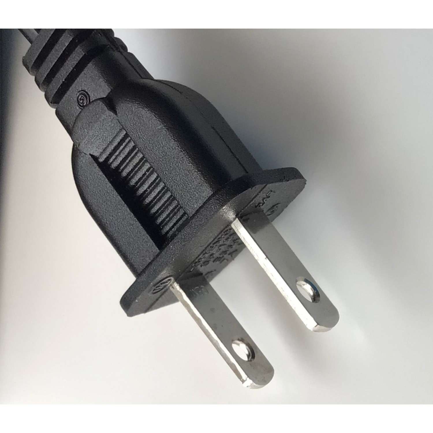CABLE DE CORRIENTE “NUEVO“ / BIFASICO / TIPO 8 / ENCHUFE TIPO A Ó TIPO AMERICANO / 100 – 127 V / 2 CLAVIJAS / COMPATIBLE PARA DIFERENTES DISPOSITIVOS Y MARCAS - Imagen 2